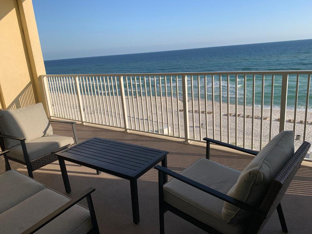 Apartment with Sea View interior